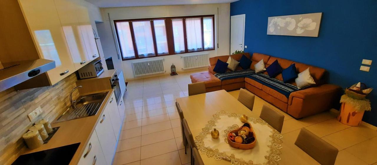 Ferienwohnung Lucini Ai Portici Tirano Exterior foto