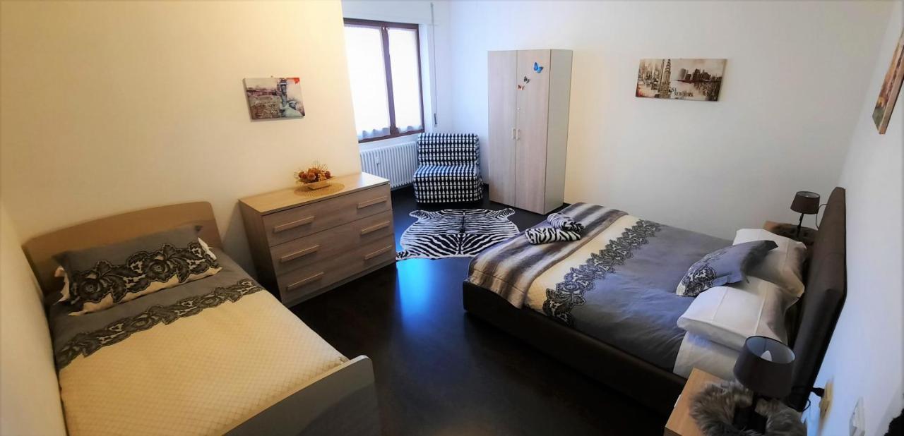 Ferienwohnung Lucini Ai Portici Tirano Exterior foto